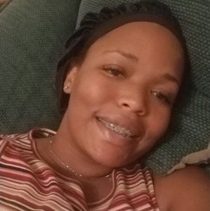 Meet your Posher, Joi